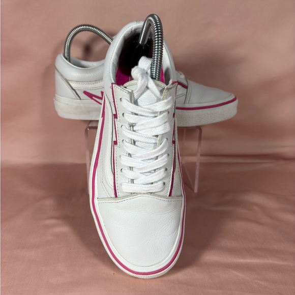 Vans Old Skool Bolt Leather Pop Pink Glow Low Top Unisex Shoes W's 7.5/ M's 6 - Picture 3 of 11